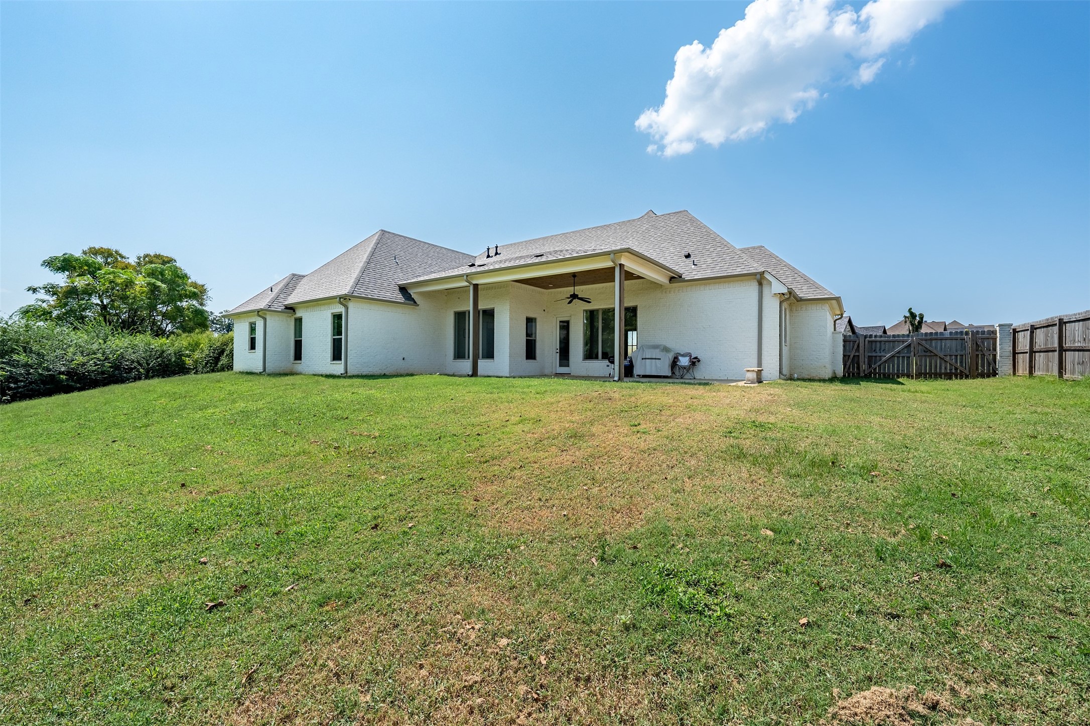 545 Bush Buck Way Bullard TX 75757