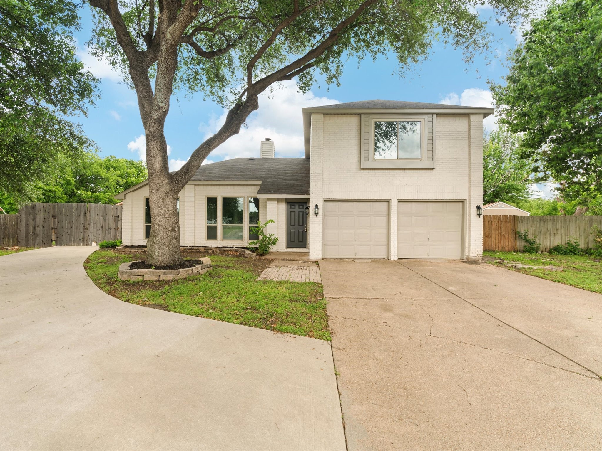 805 Brentwood Drive Grand Prairie TX 75052