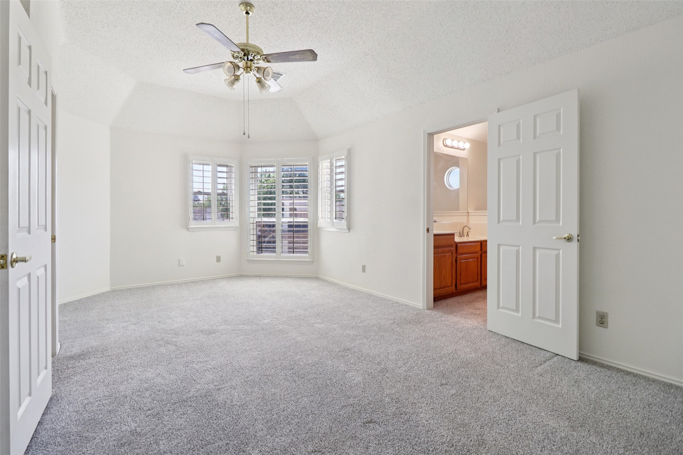 3017 Eagles Nest Drive Bedford TX 76021