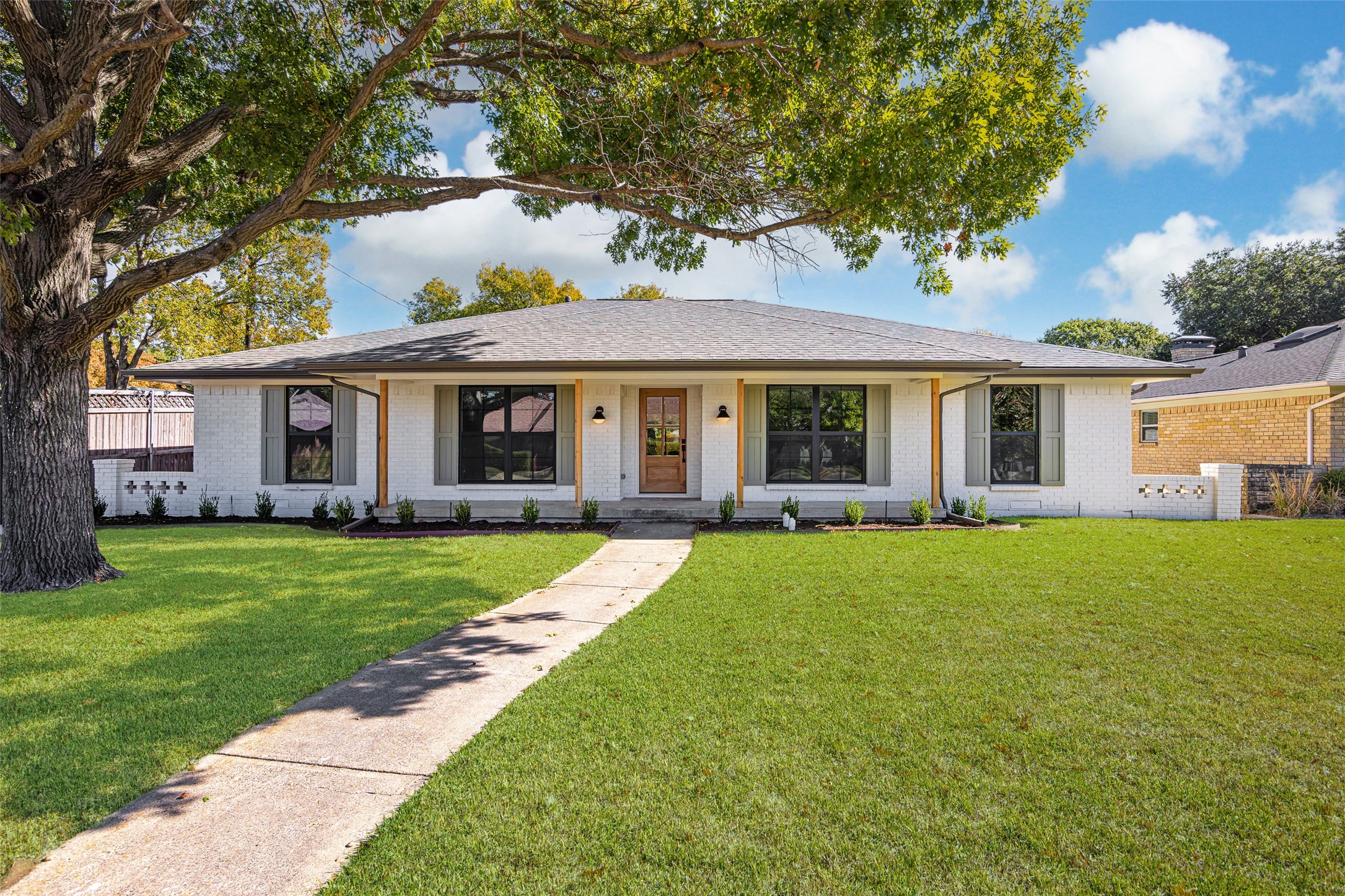 12130 Lochwood Boulevard Dallas TX 75218