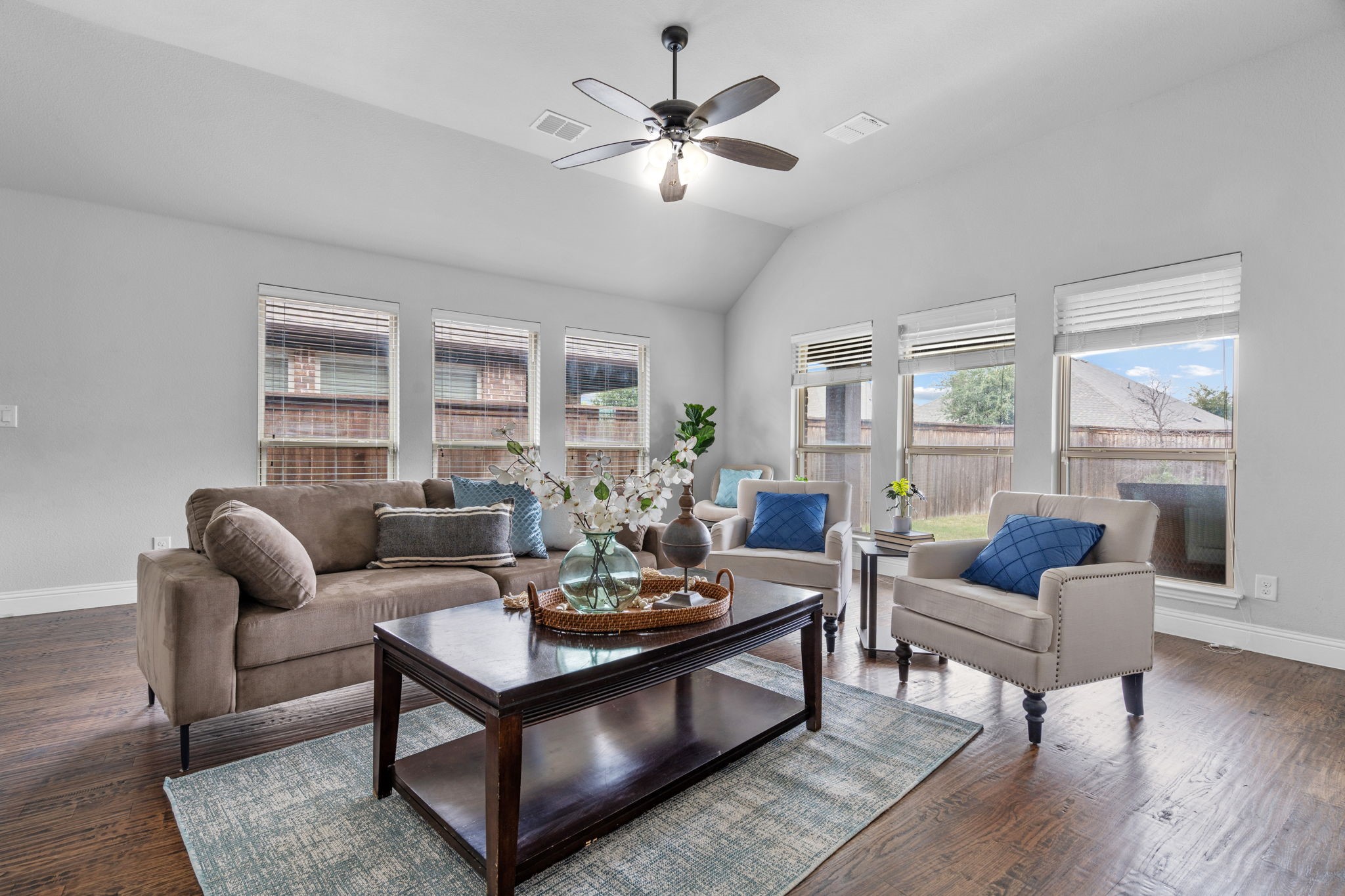 1609 Emerald Tree Place Aubrey TX 76227
