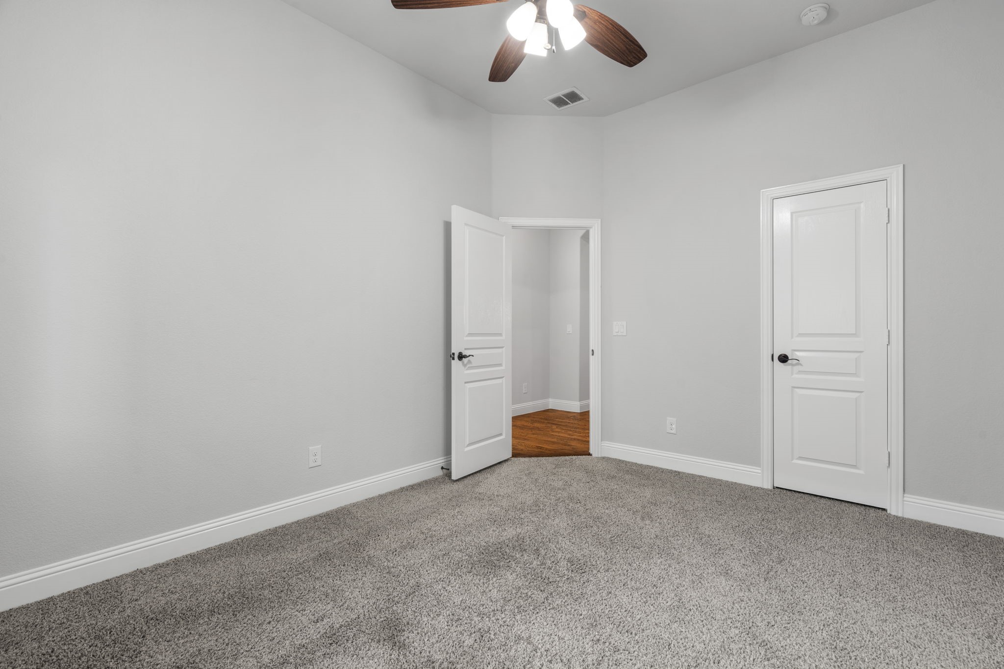 1609 Emerald Tree Place Aubrey TX 76227