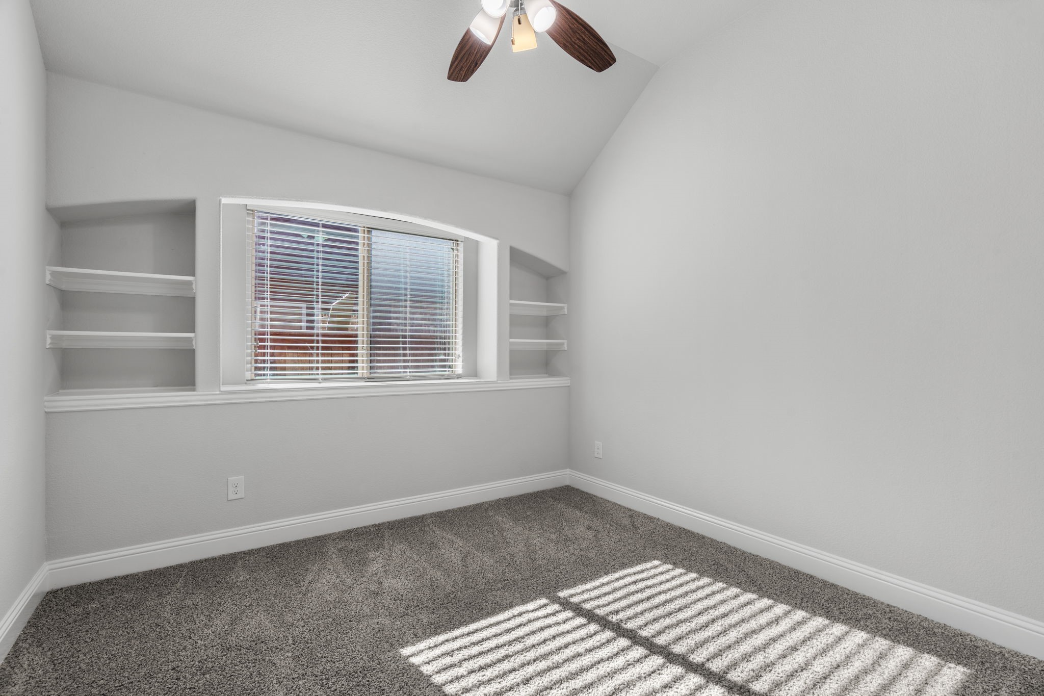 1609 Emerald Tree Place Aubrey TX 76227