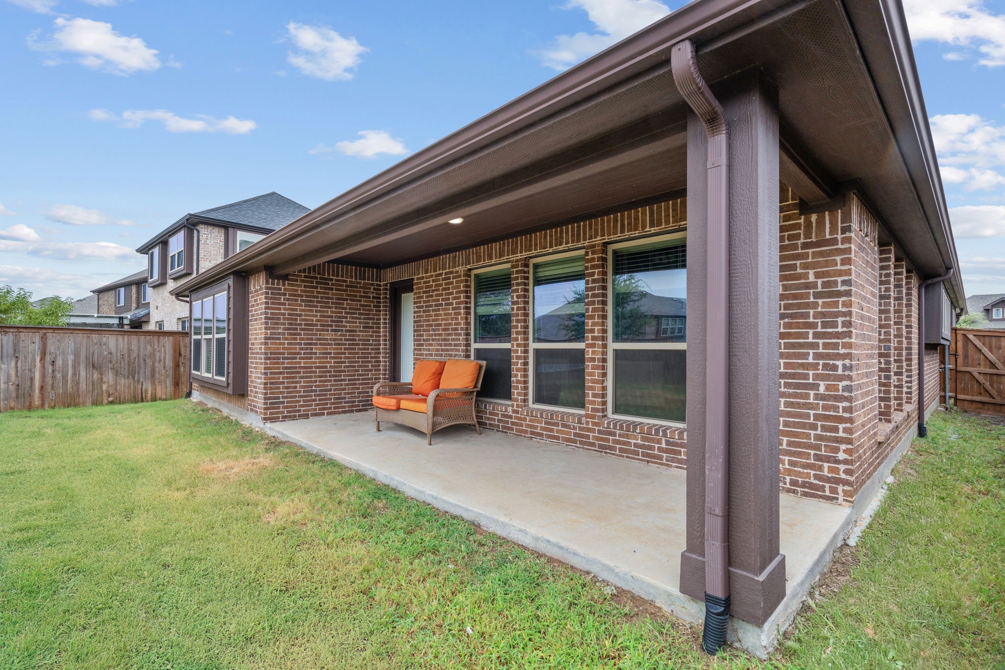 1609 Emerald Tree Place Aubrey TX 76227