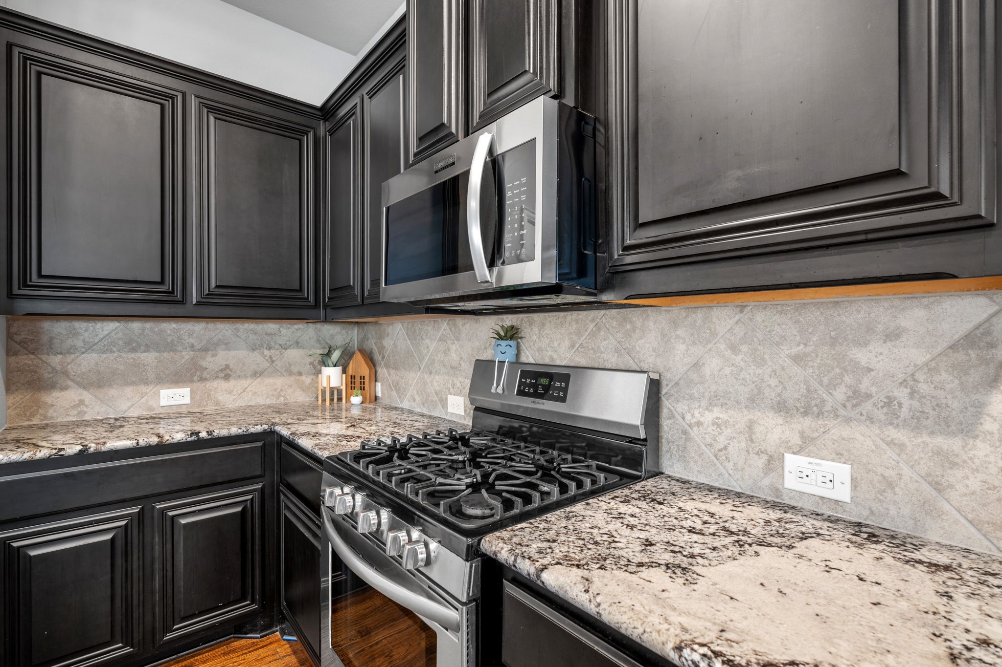 1609 Emerald Tree Place Aubrey TX 76227