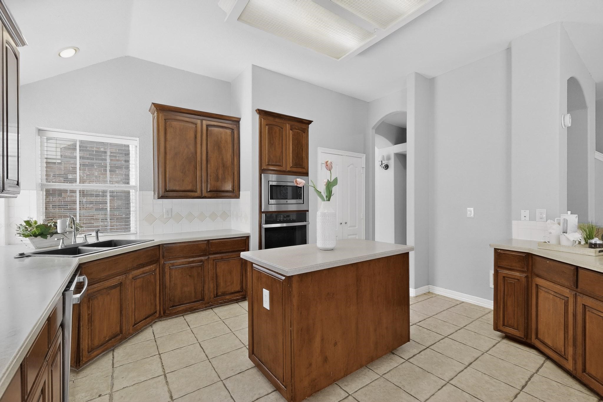 100 Shumard Court Irving TX 75063