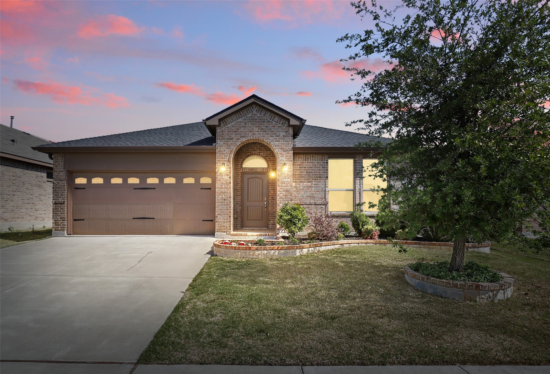 1041 Madelia Avenue Fort Worth TX 76177