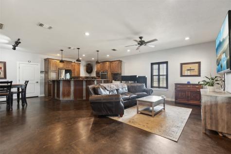 1001 Marigold Court Granbury TX 76049