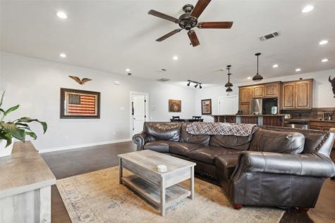1001 Marigold Court Granbury TX 76049