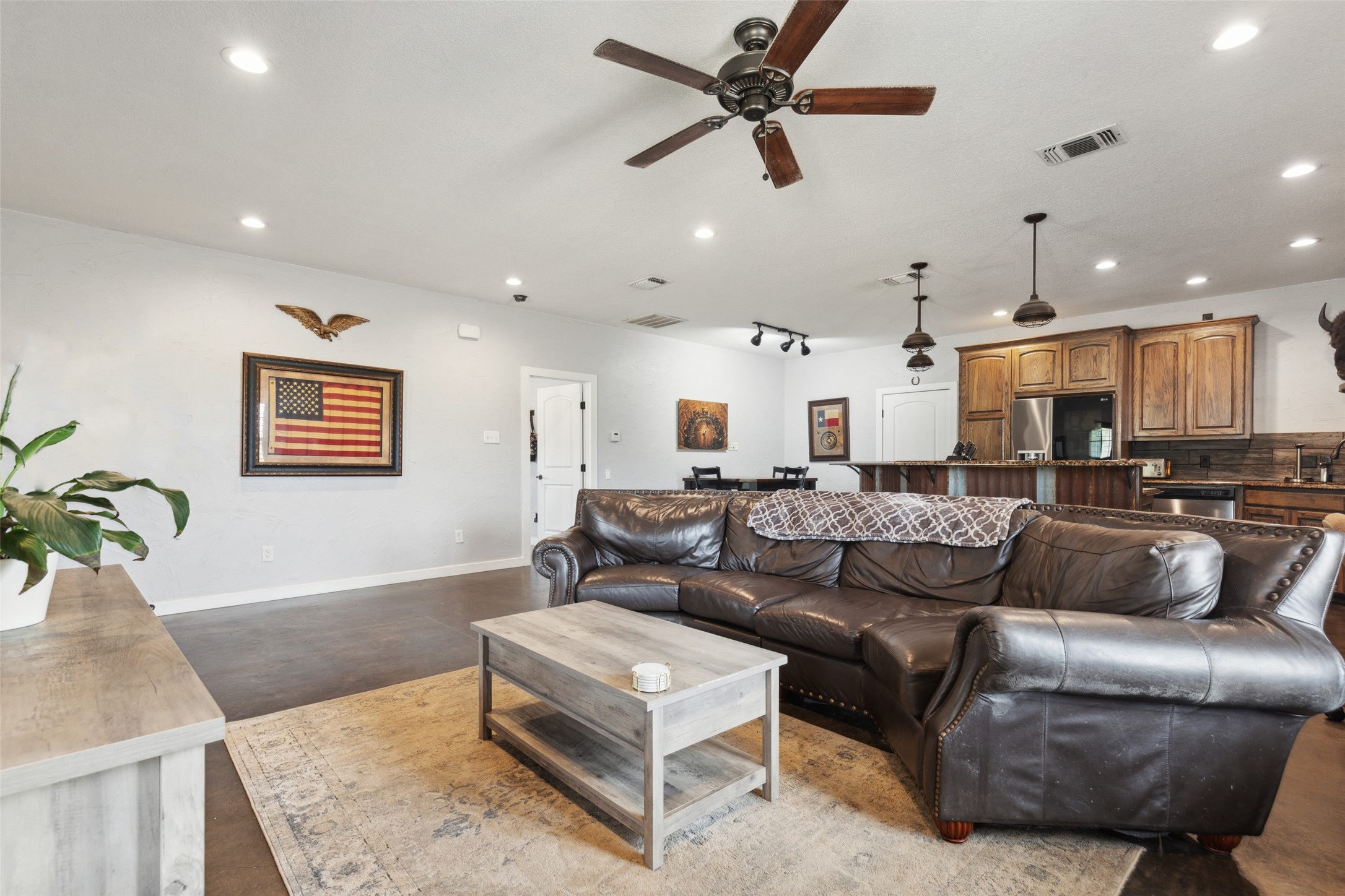 1001 Marigold Court Granbury TX 76049