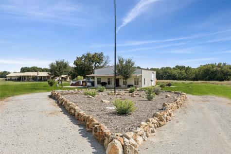 1001 Marigold Court Granbury TX 76049