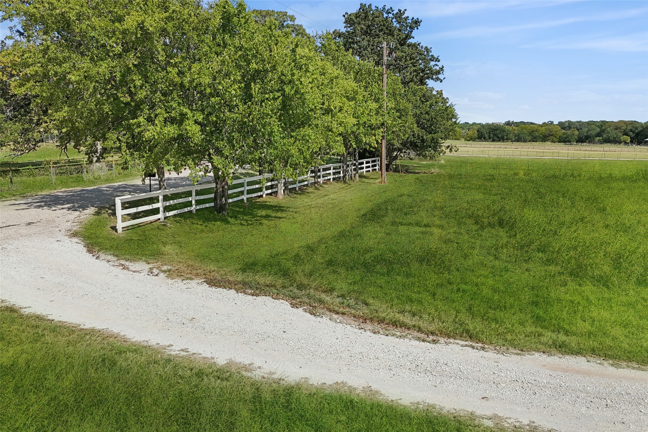 1001 Marigold Court Granbury TX 76049