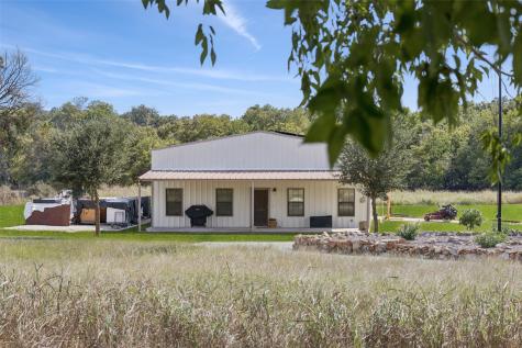 1001 Marigold Court Granbury TX 76049