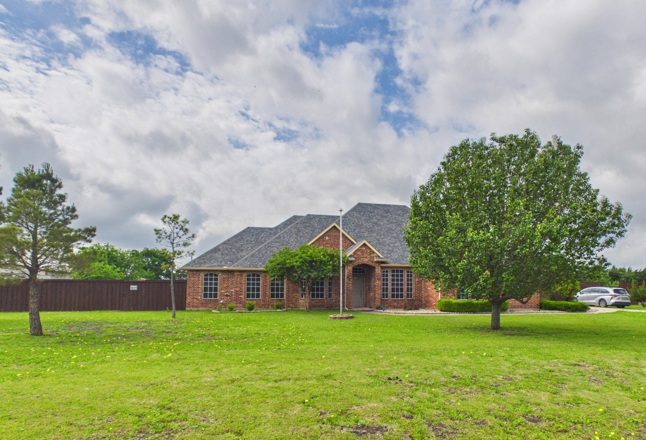 5640 Jennifer Lane Midlothian TX 76065