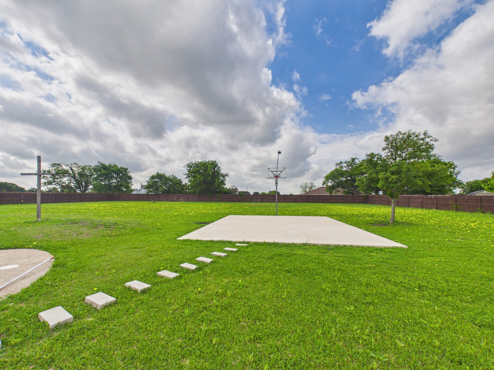 5640 Jennifer Lane Midlothian TX 76065