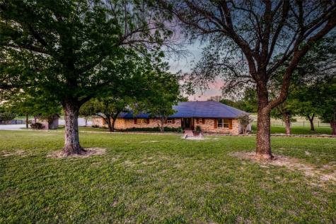 1403 Center Point Road Weatherford TX 76087