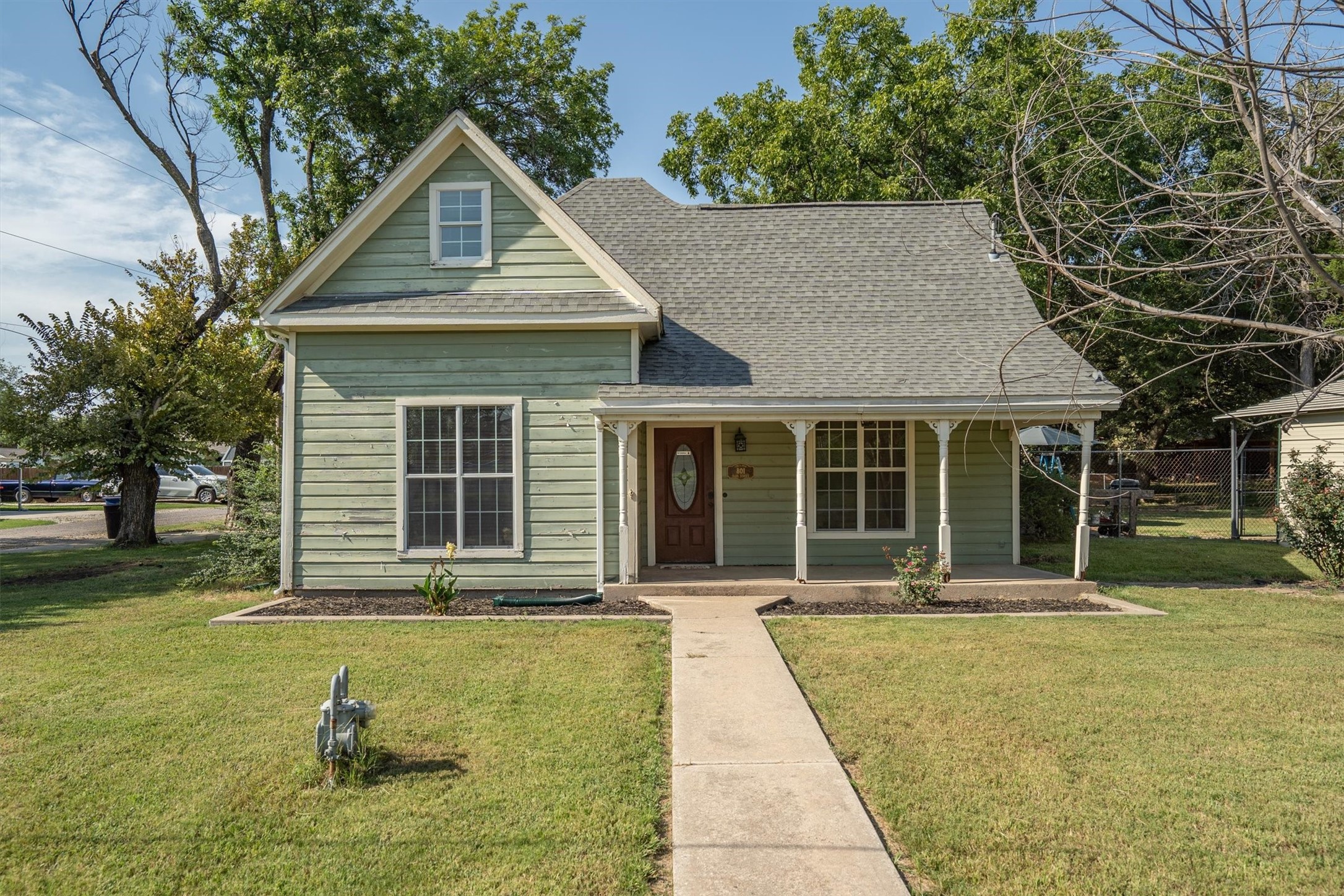 801 E Main Street Tioga TX 76271