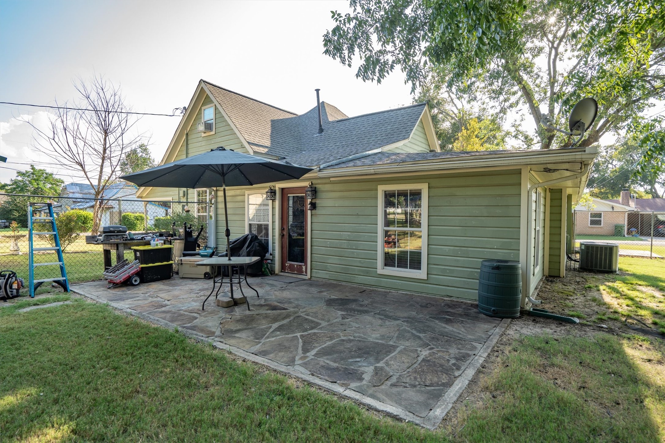 801 E Main Street Tioga TX 76271