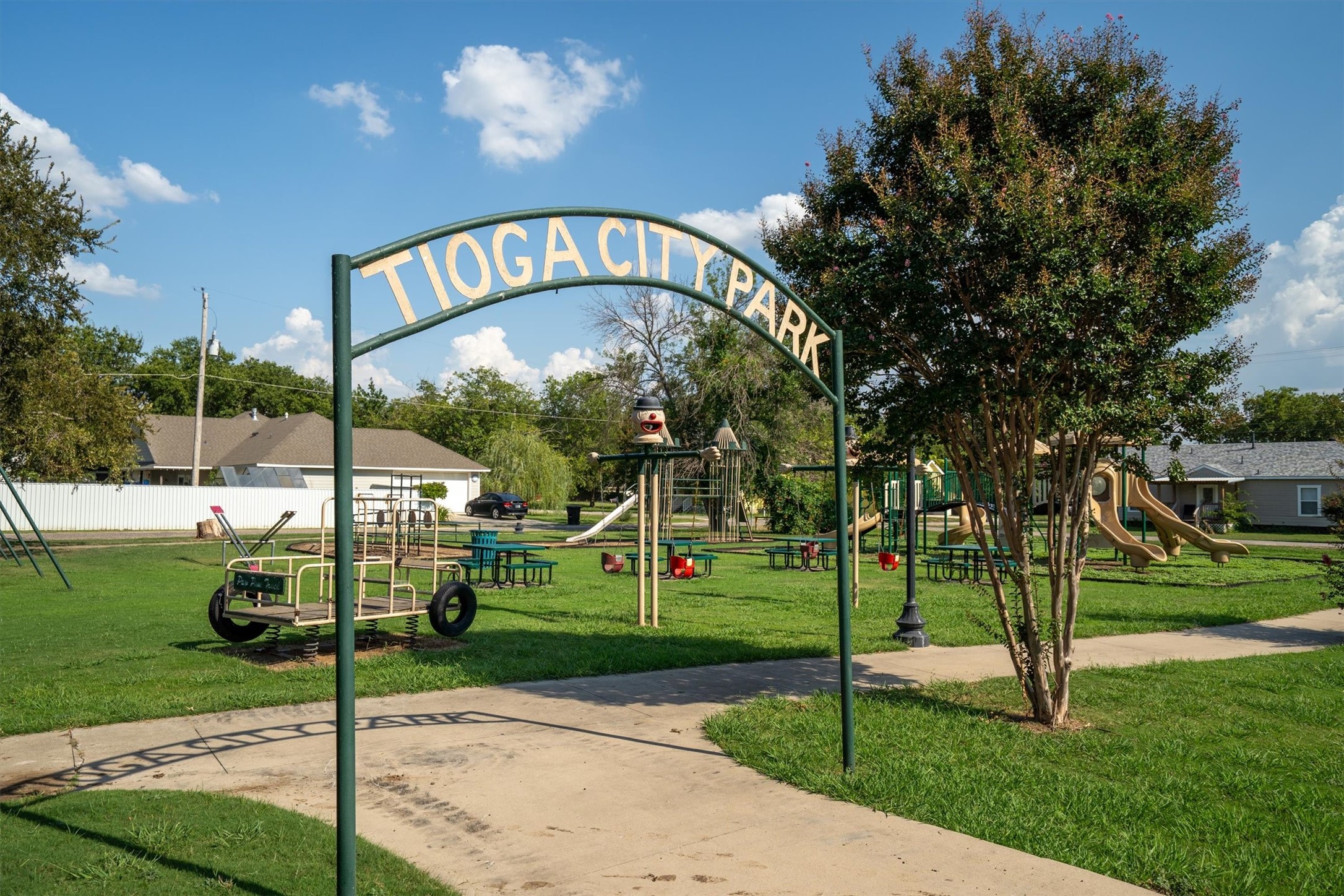 801 E Main Street Tioga TX 76271