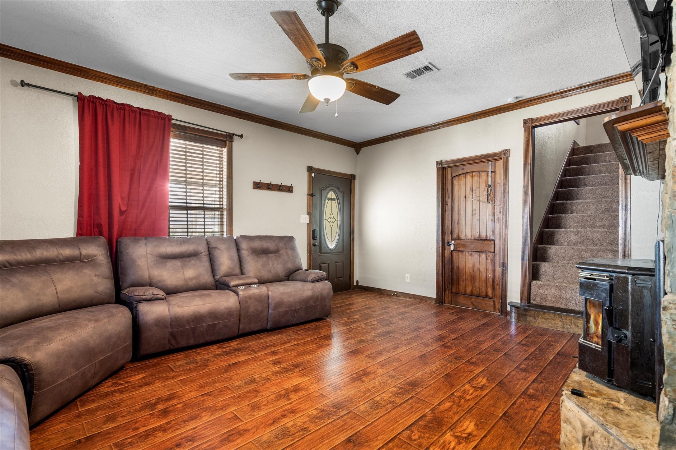 801 E Main Street Tioga TX 76271