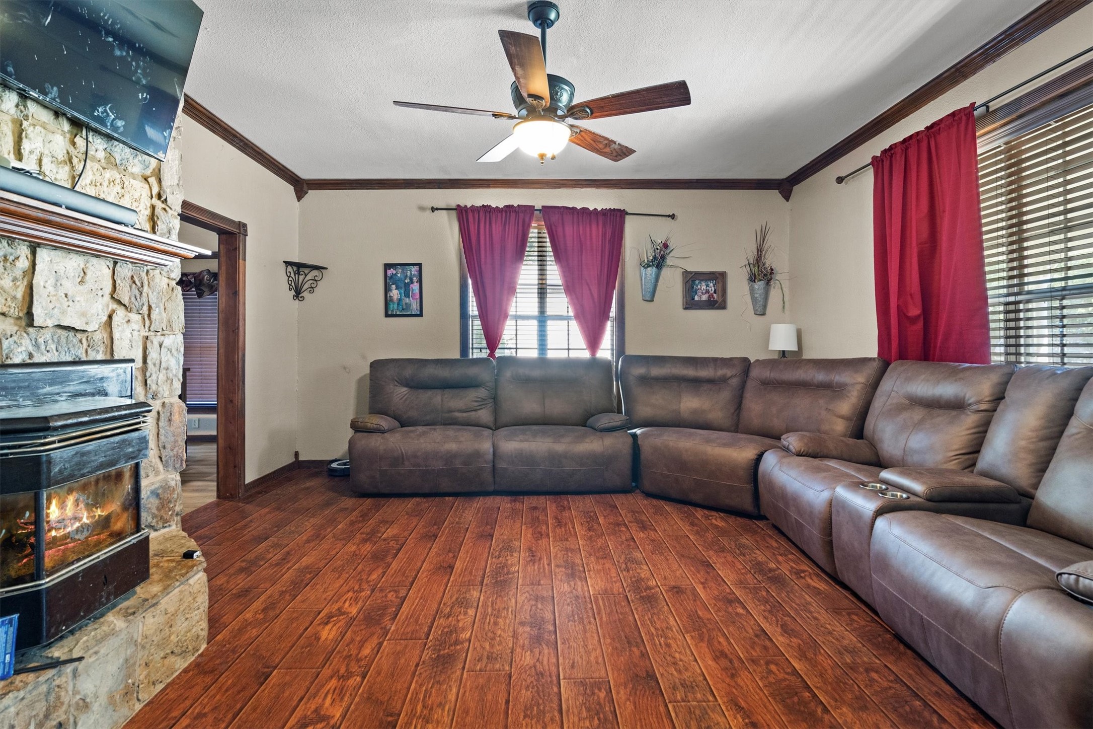 801 E Main Street Tioga TX 76271