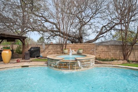 2703 Katherine Court Dalworthington Gardens TX 76016