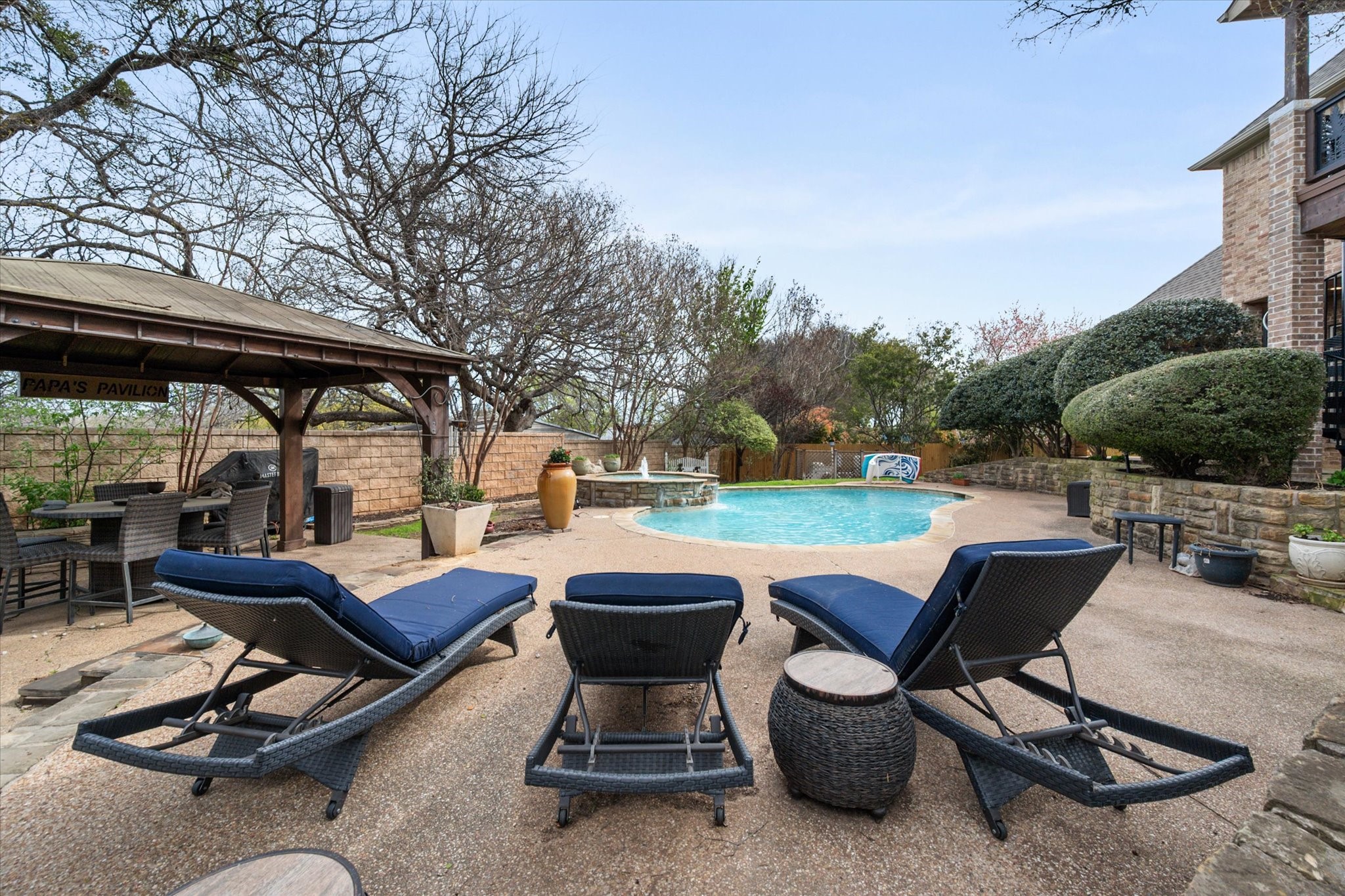 2703 Katherine Court Dalworthington Gardens TX 76016
