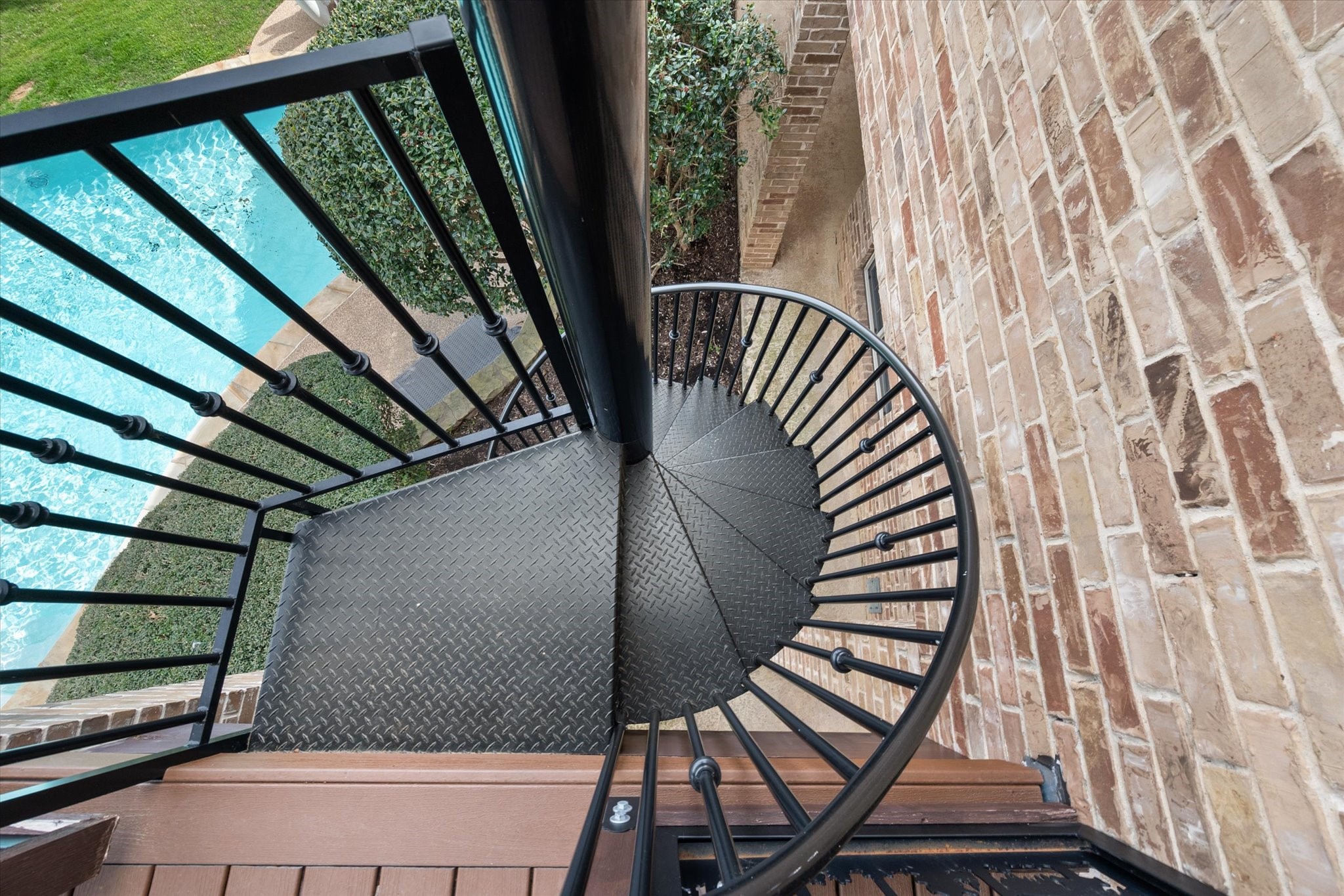 2703 Katherine Court Dalworthington Gardens TX 76016