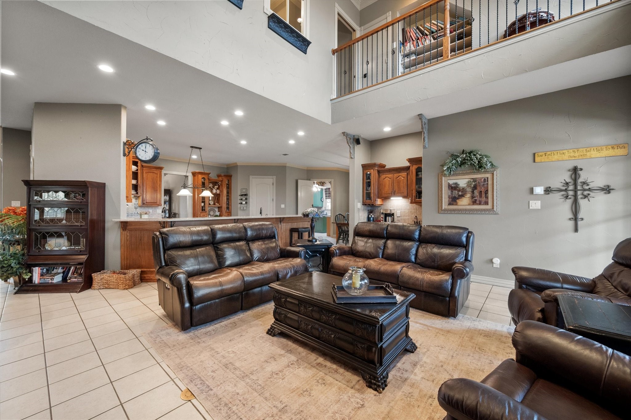 2703 Katherine Court Dalworthington Gardens TX 76016