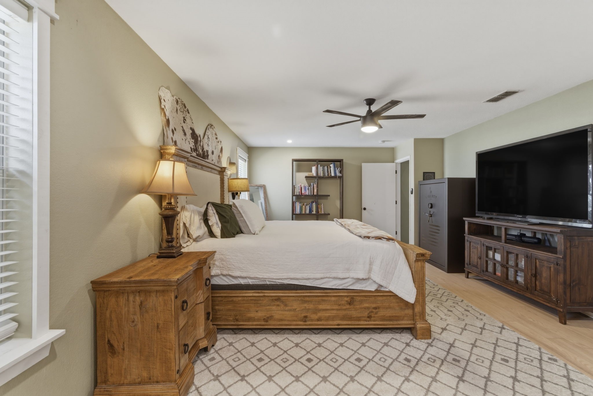 945 Lake Ridge Drive Azle TX 76020
