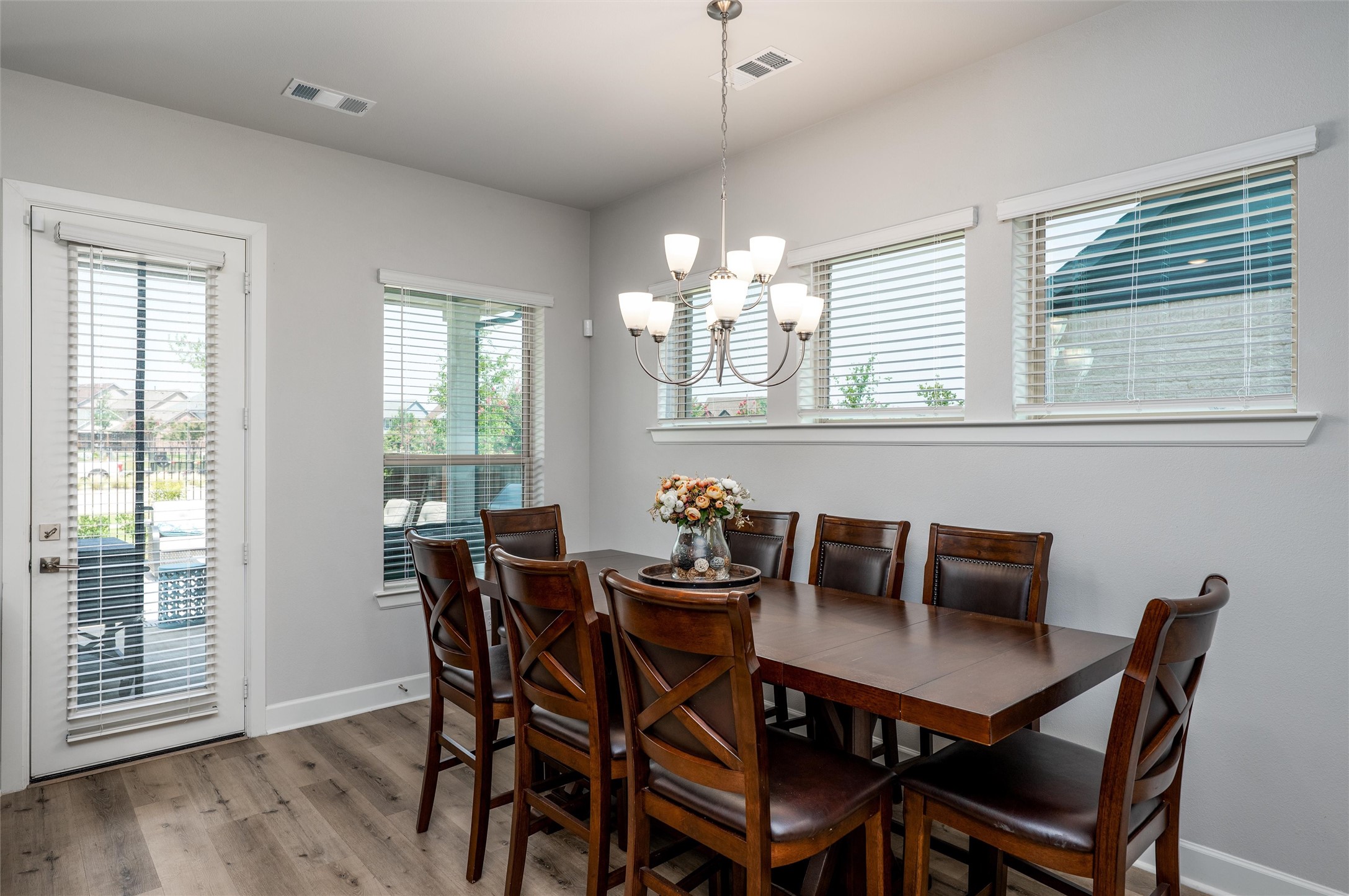 1820 Welker Drive Van Alstyne TX 75495