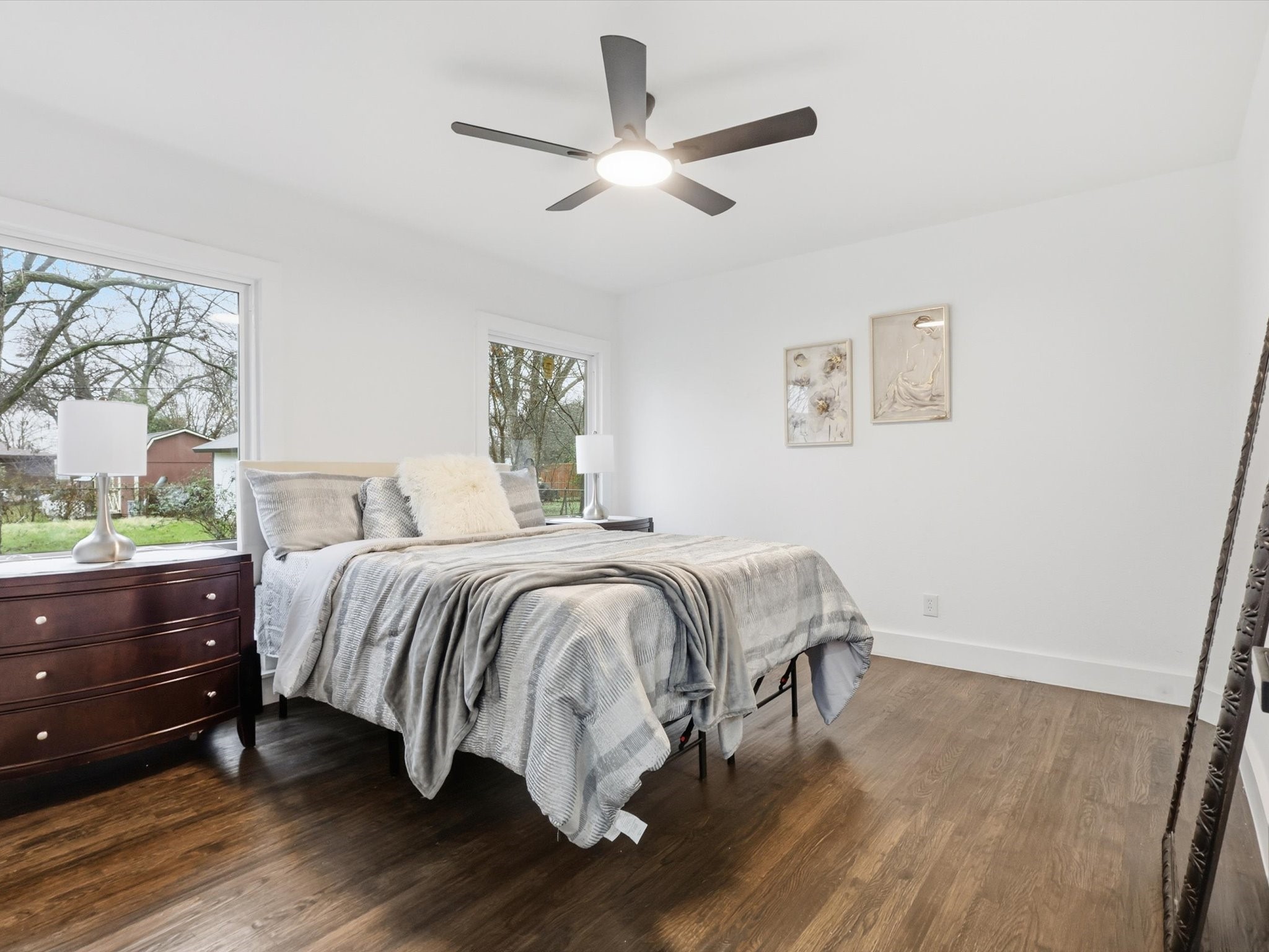 6624 Reeves Street Richland Hills TX 76118