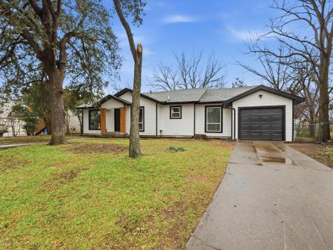 6624 Reeves Street Richland Hills TX 76118