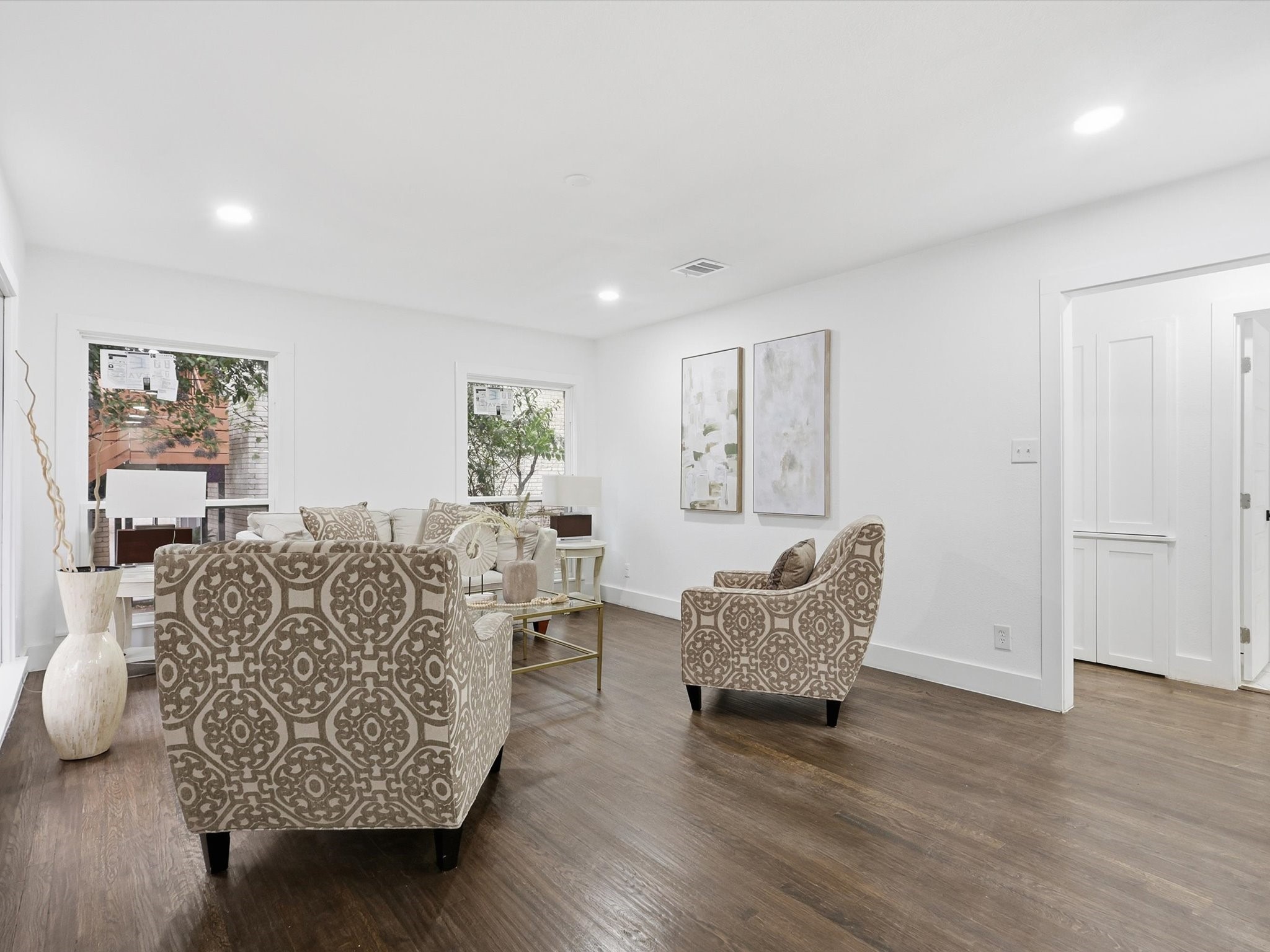 6624 Reeves Street Richland Hills TX 76118