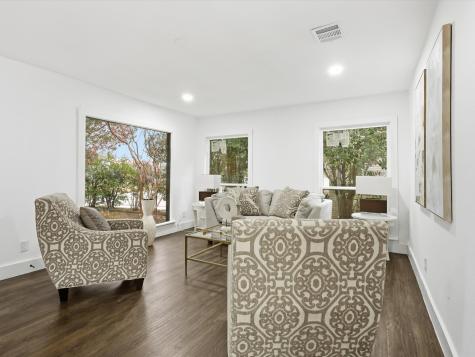 6624 Reeves Street Richland Hills TX 76118