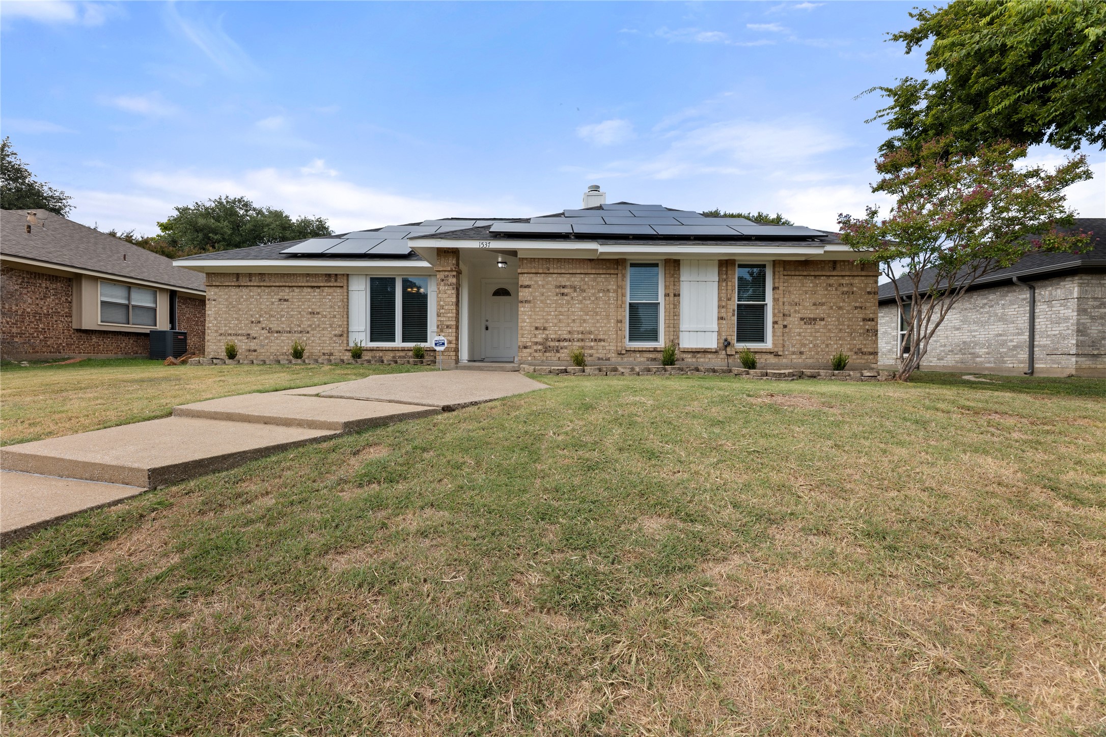1537 N Valley Parkway Lewisville TX 75077