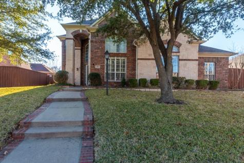 806 Glen Hollow Drive Garland TX 75044