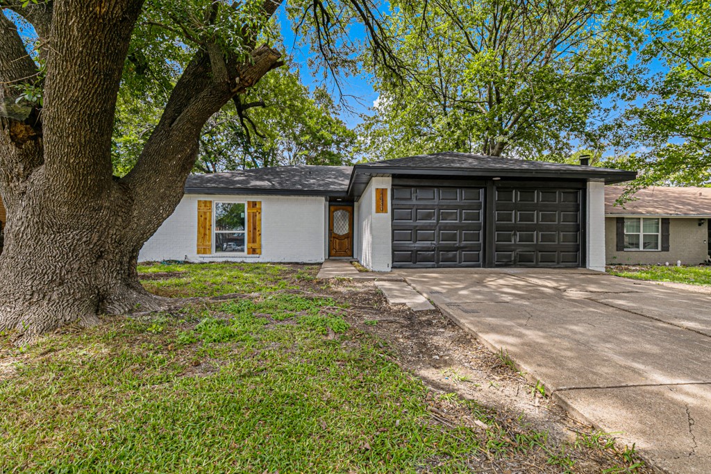 1630 Hillwood Drive Mesquite TX 75149