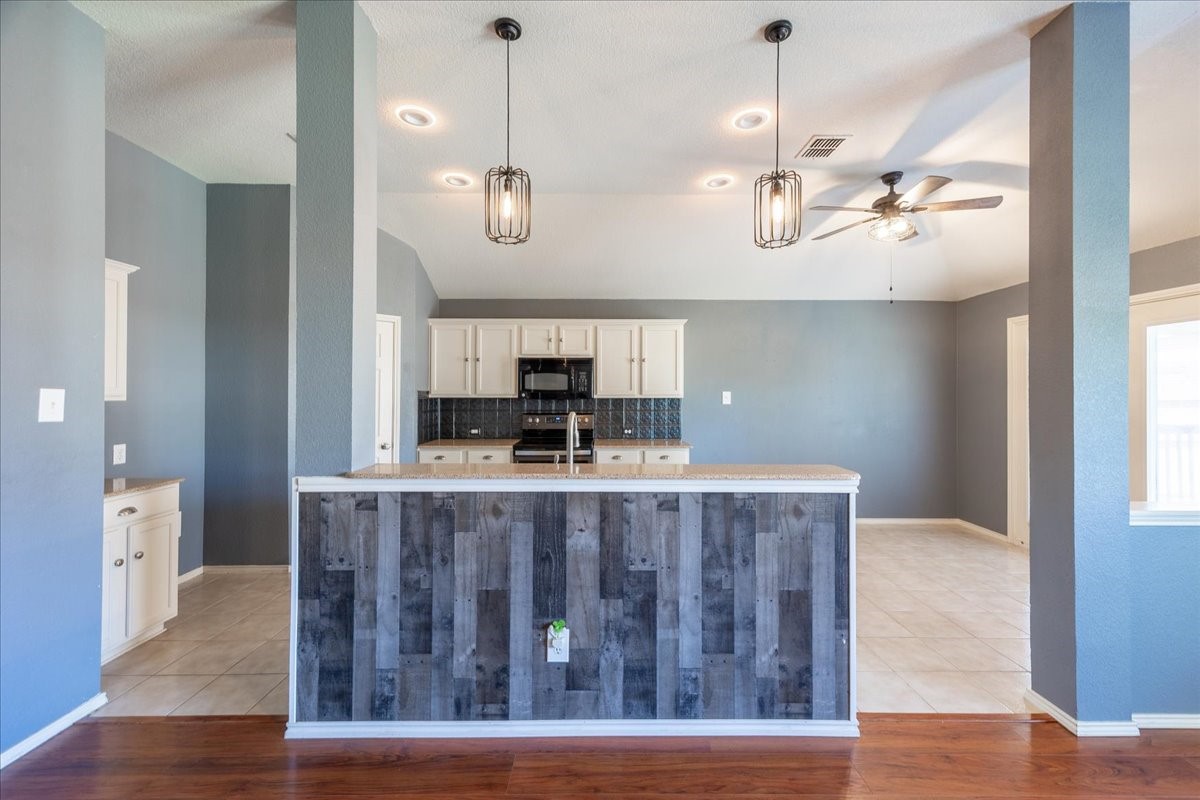 10356 Bradshaw Drive Fort Worth TX 76108