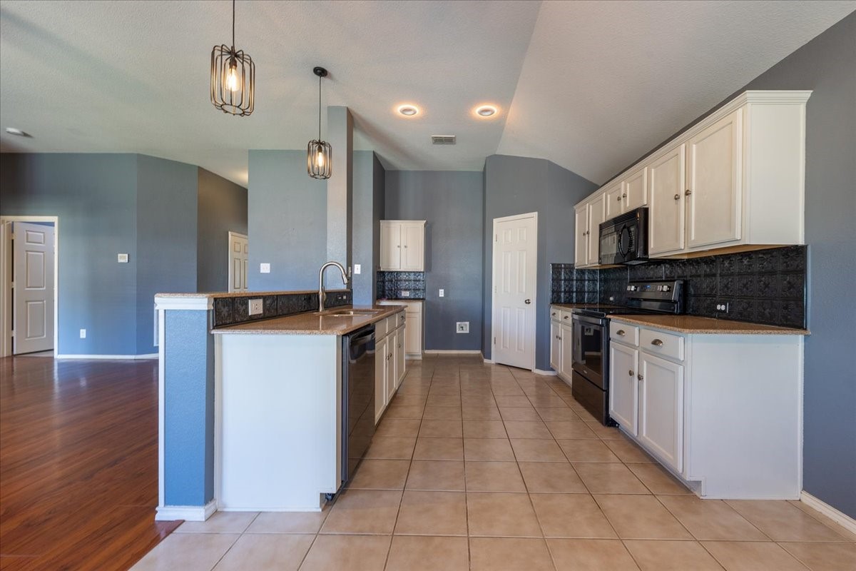 10356 Bradshaw Drive Fort Worth TX 76108