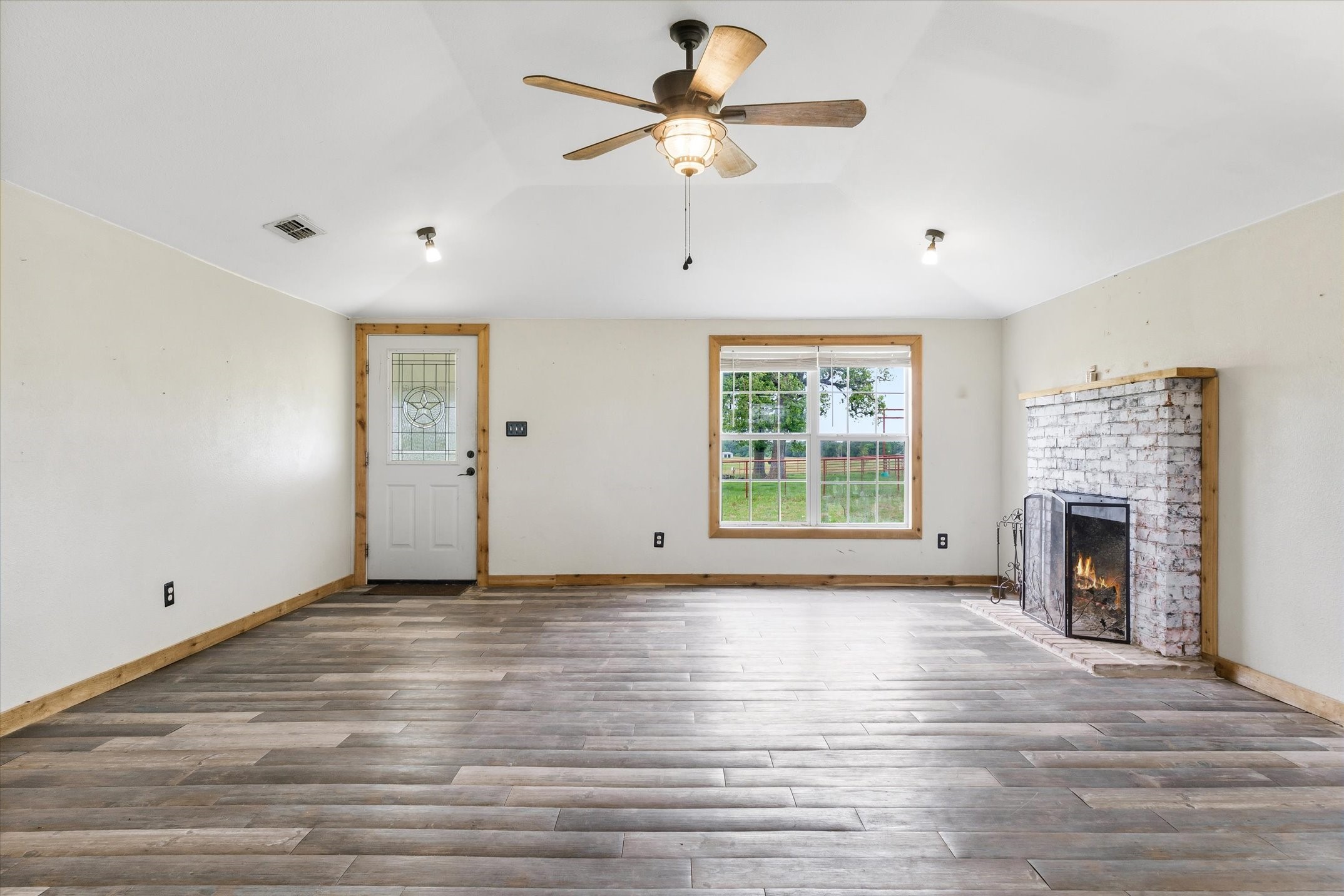 10266 County Road 1200 Athens TX 75751