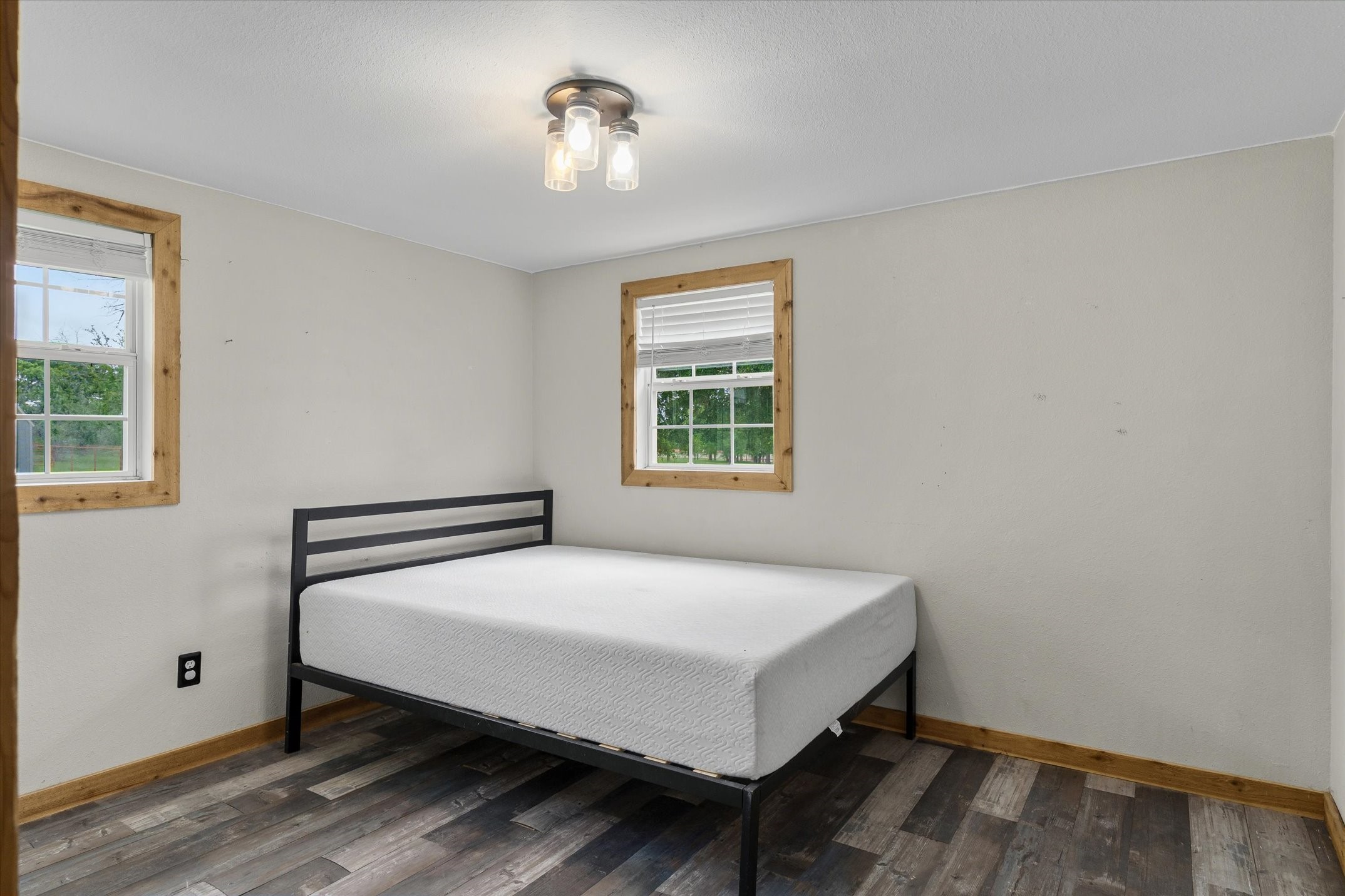 10266 County Road 1200 Athens TX 75751