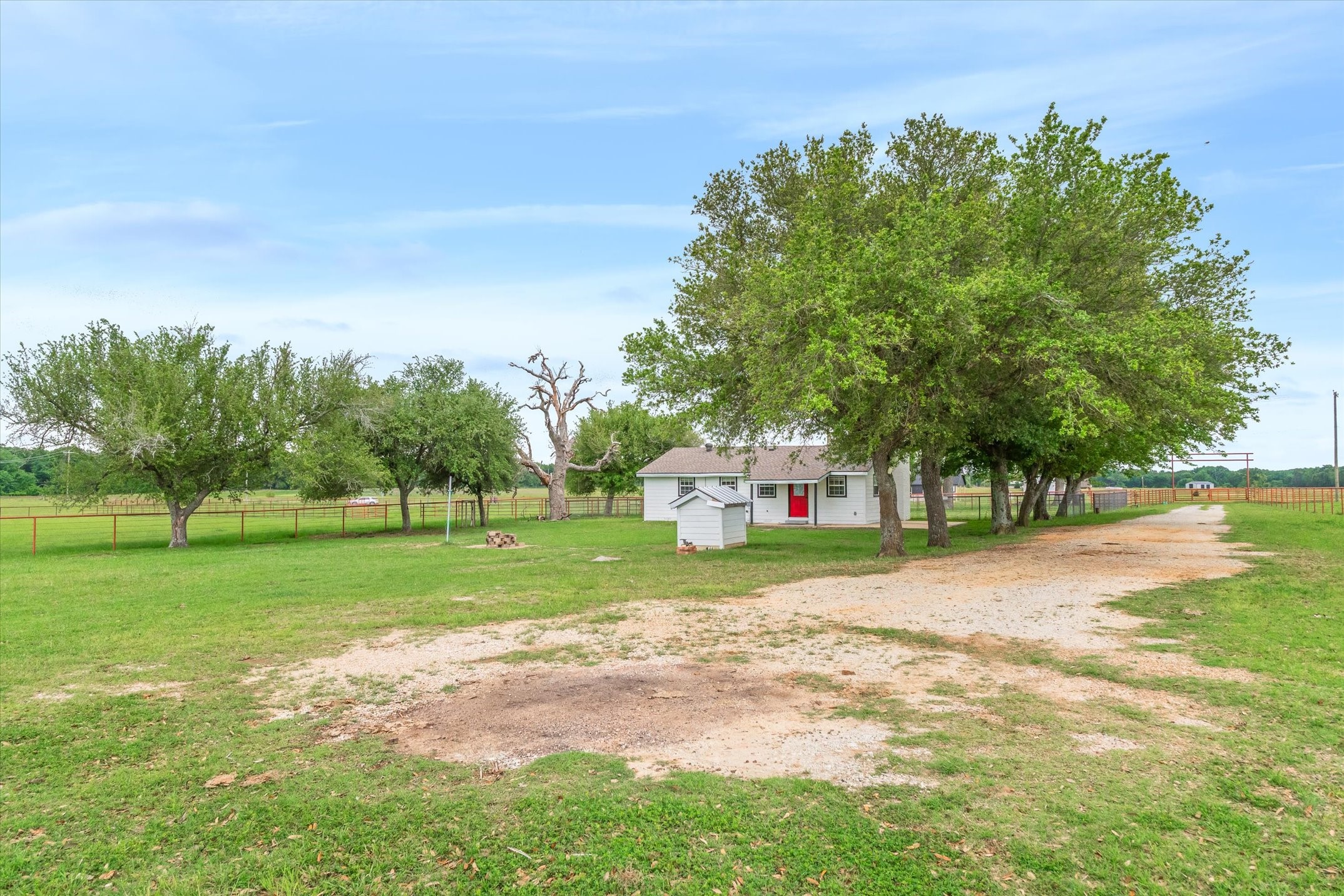 10266 County Road 1200 Athens TX 75751