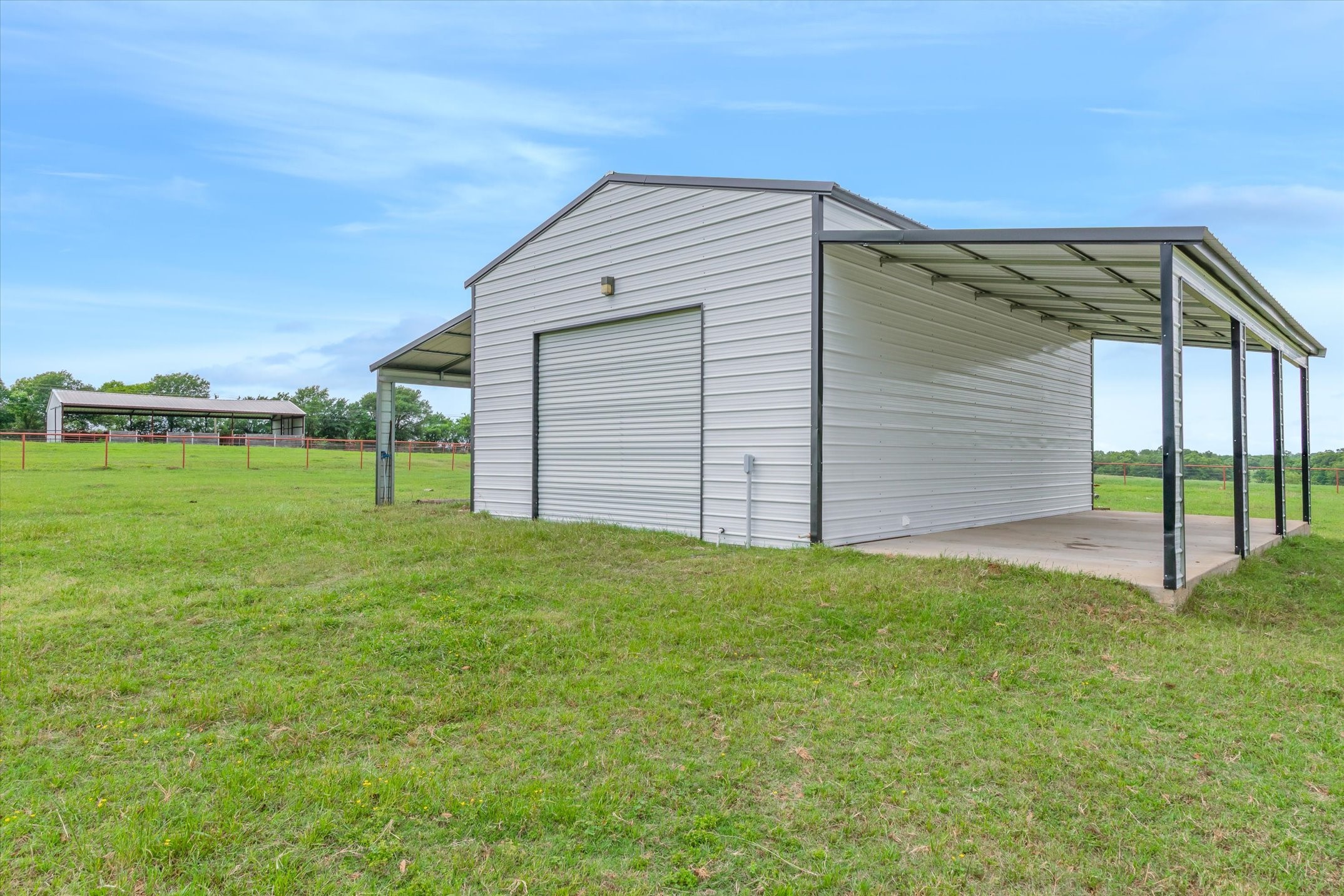 10266 County Road 1200 Athens TX 75751