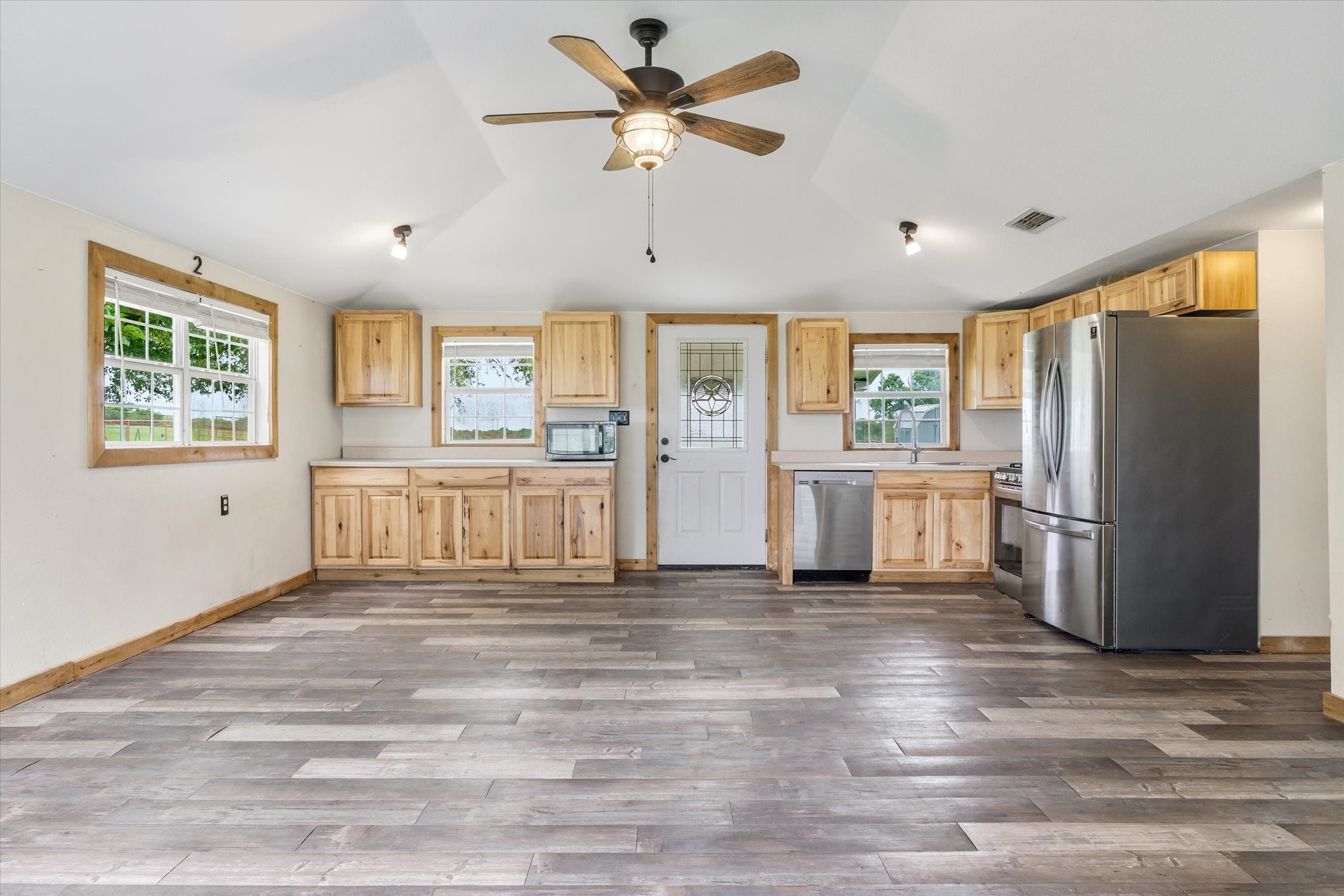 10266 County Road 1200 Athens TX 75751