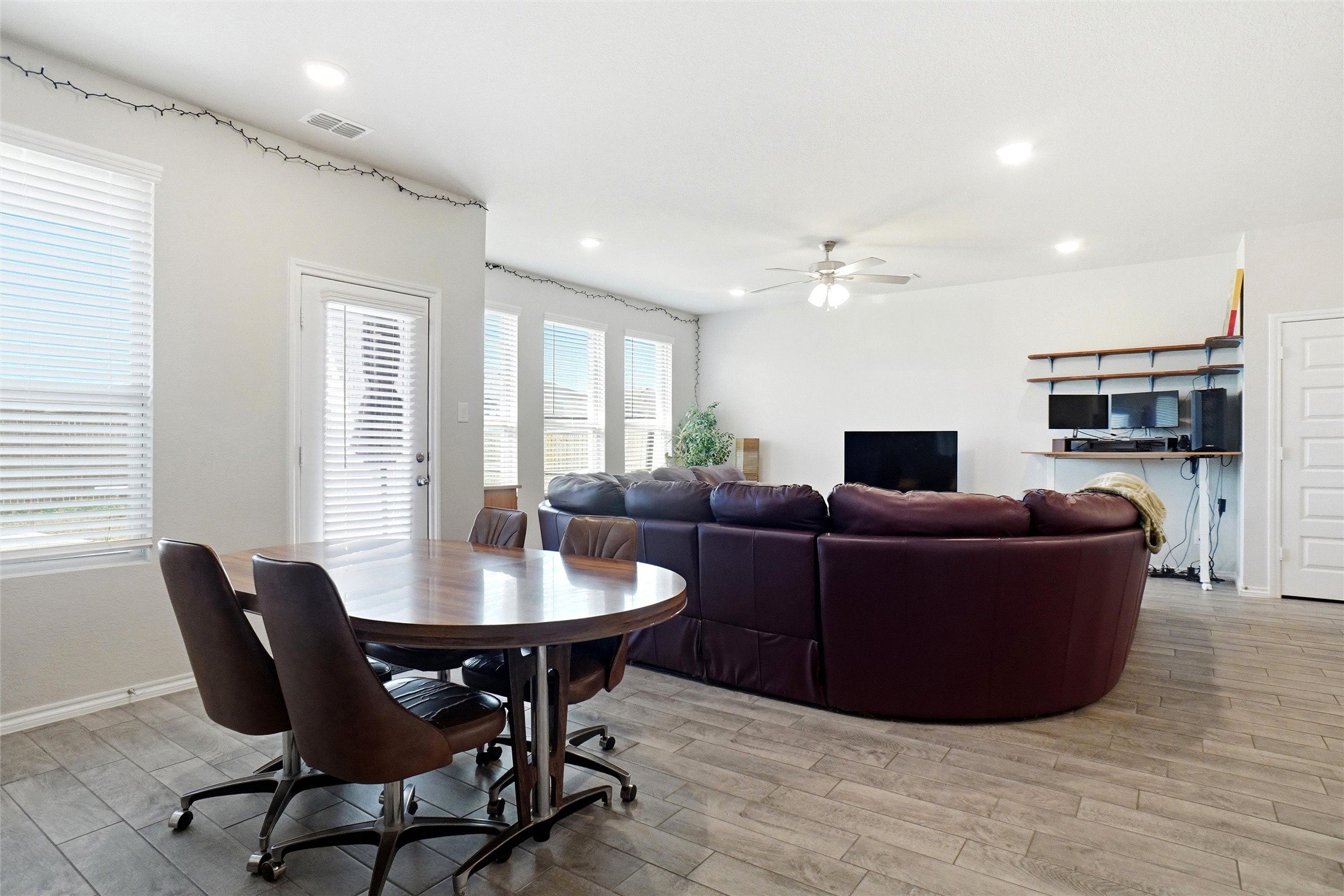 961 Billups Drive Van Alstyne TX 75495