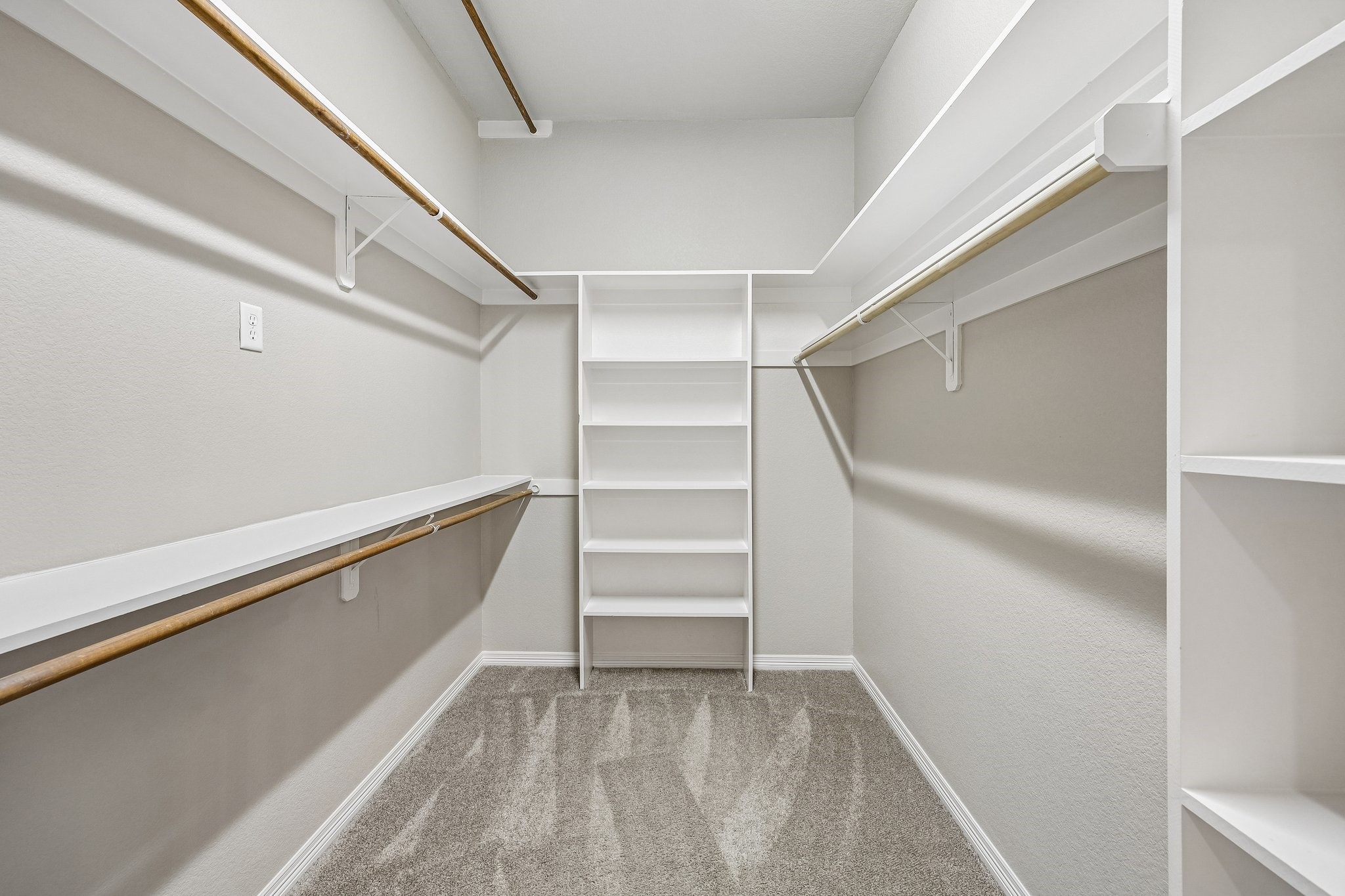 2201 Riverwood Drive Weatherford TX 76087