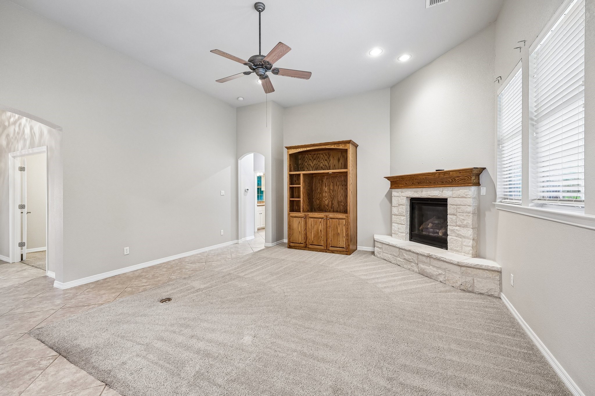 2201 Riverwood Drive Weatherford TX 76087