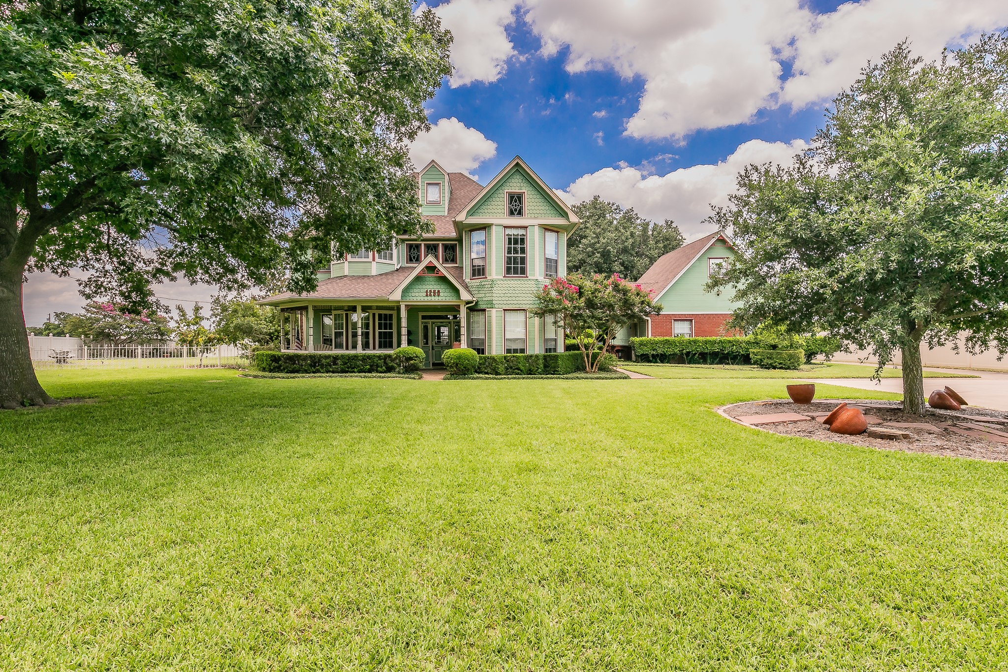 1250 S Duncanville Road Cedar Hill TX 75104