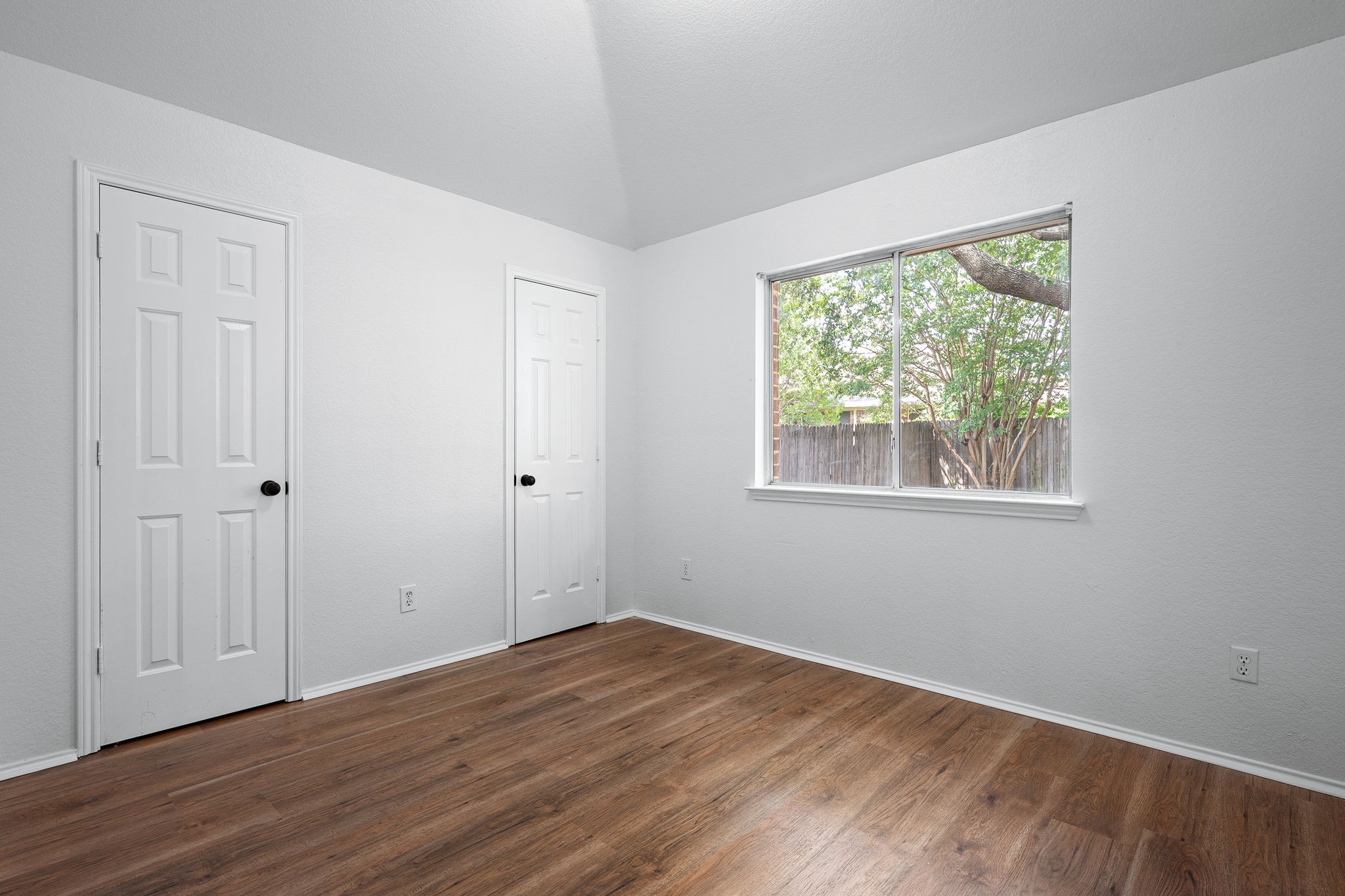 6234 St Leonard Drive Arlington TX 76001